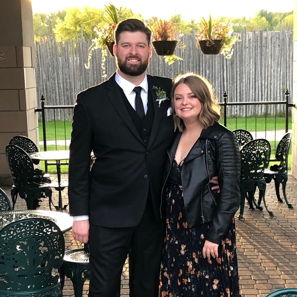 Meet your Posher, Kelsey - Picture 1 of 1